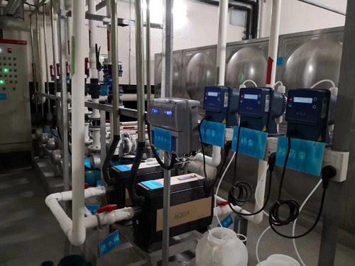 AQUA蘑菇视频在线观看水質監控儀和AQUA蘑菇视频在线观看電磁計量泵