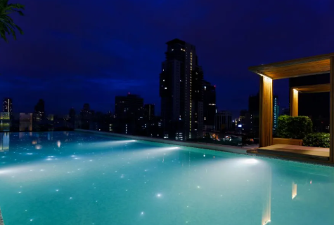 AQUA蘑菇视频在线观看同步控製器則提供了16種顏色更改模式