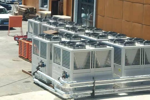 長白山智尚溫泉酒店采用蘑菇视频在线观看空氣能熱泵 長白山智尚溫泉酒店采用蘑菇视频在线观看空氣能熱泵